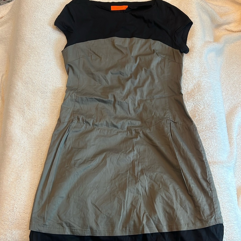 Skunkfunk women’s green and black short sleeve dress size 4